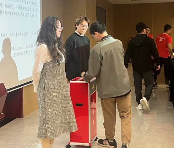 image local-20250110210811-9